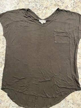 Pink Republic Olive V-Neck Pocket Tee